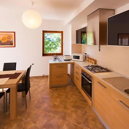 3 Bedroom Amazing In Labin (Istria)