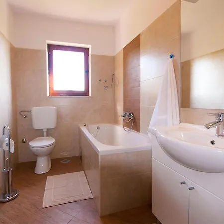 3 Bedroom Amazing In Labin (Istria)
